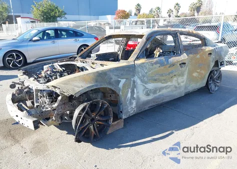 2015 Dodge Charger Road/Track z USA, uszkodzony, nr VIN 2C3CDXCT3FH916647